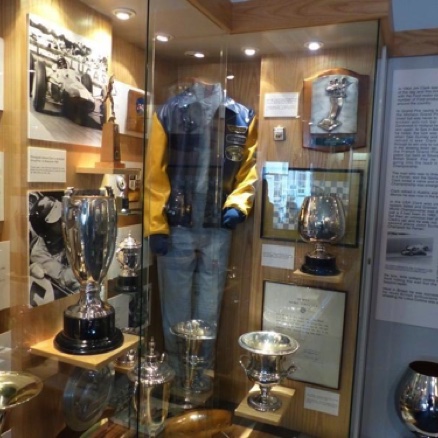 Une des vitrines des trophées